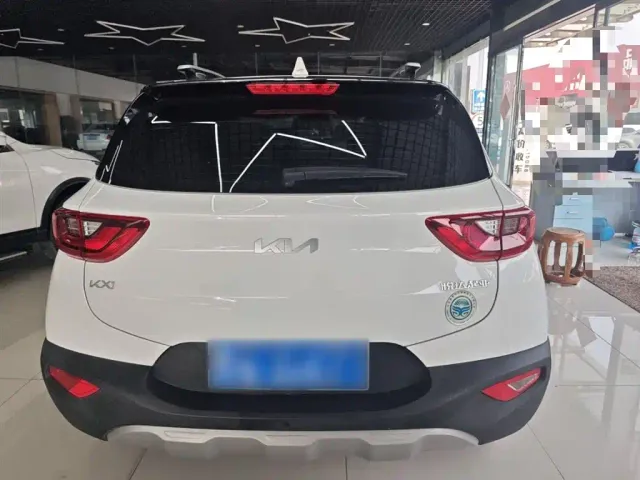Kia KX1 — Фото автомобиля 9