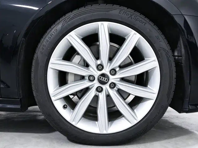 Audi A6L — Фото автомобиля 19