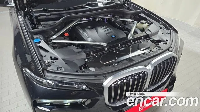 BMW X7 — Фото автомобиля 5