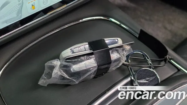 Genesis G90 Бензин 3.5 турбо AWD — Фото автомобиля 28