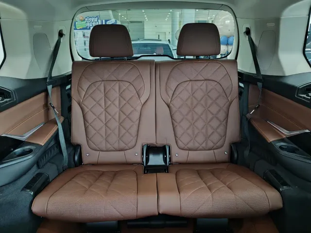 BMW X7 — Фото автомобиля 10