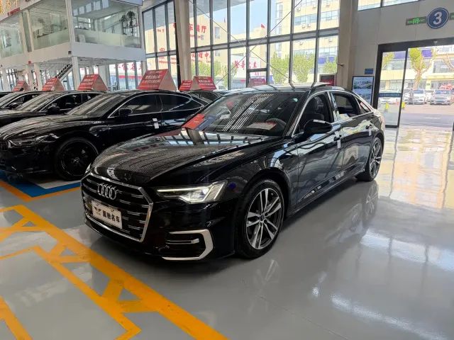 Фотография автомобиля — Audi A6L