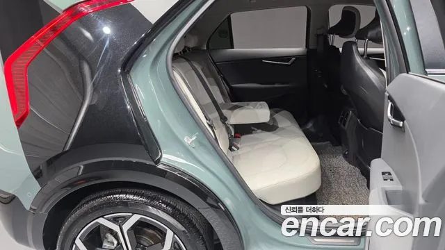 Kia Niro The All New — Фото автомобиля 12