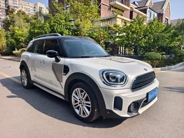 MINI Countryman — Фото автомобиля 2