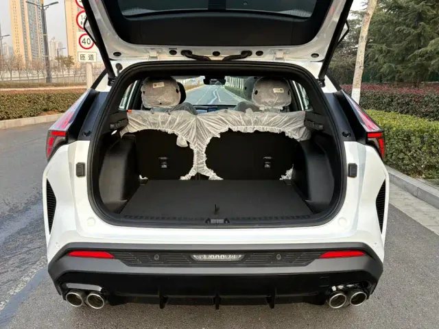 Geely Boyue — Фото автомобиля 17
