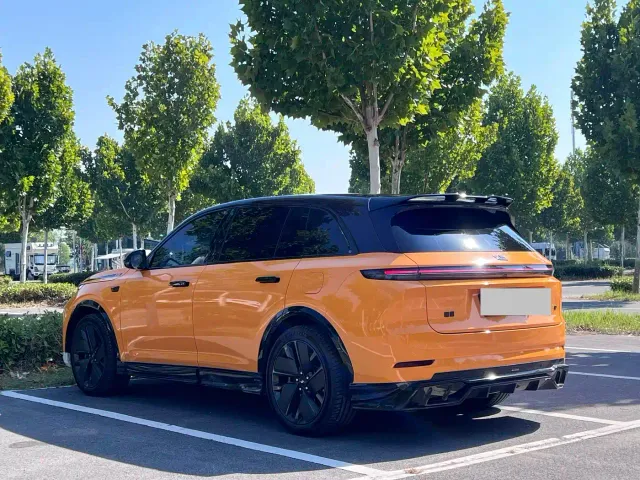 Li Auto L7 — Фото автомобиля 14