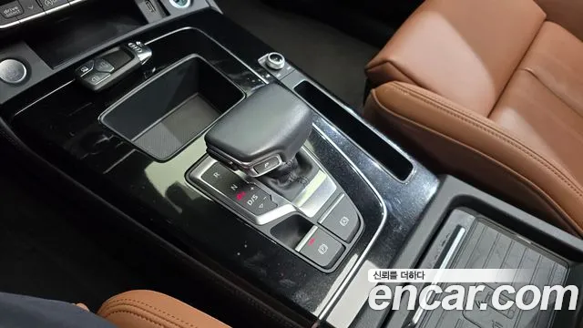 Audi Q5 FY — Фото автомобиля 12