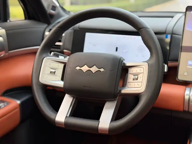 BYD FangChengBao Titanium 7 — Фото автомобиля 8