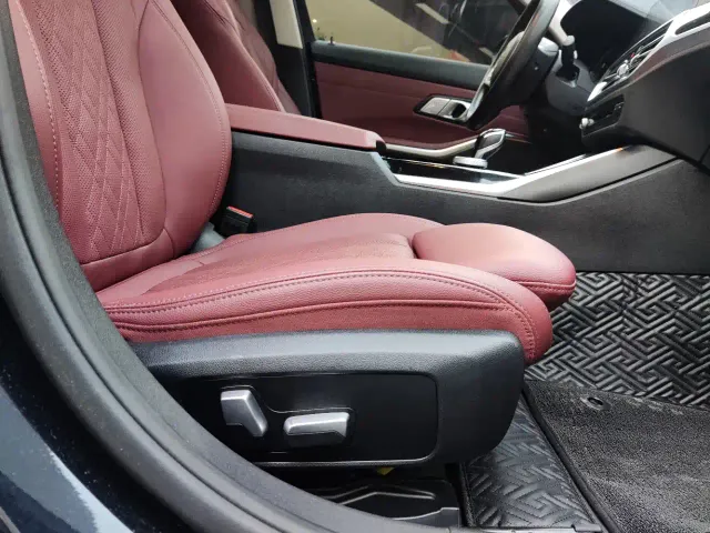 BMW 3 Series — Фото автомобиля 7