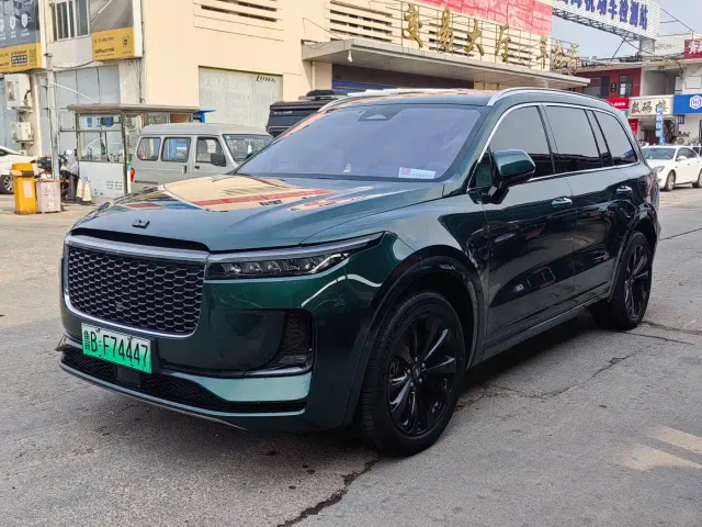 Фотография автомобиля — Li Auto ONE