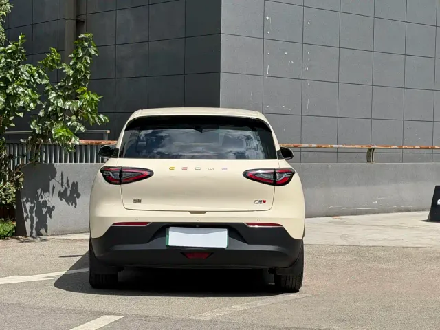 Geely Starry Wish — Фото автомобиля 7