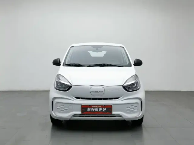 Roewe Clever — Фото автомобиля 3