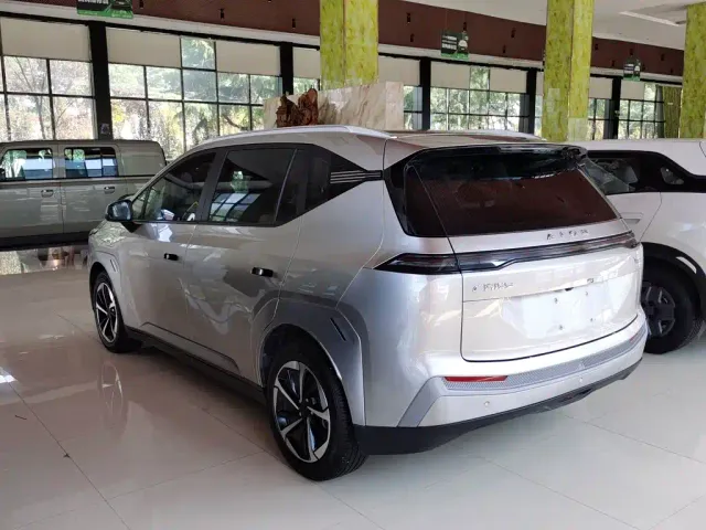 GAC Aion Y — Фото автомобиля 4