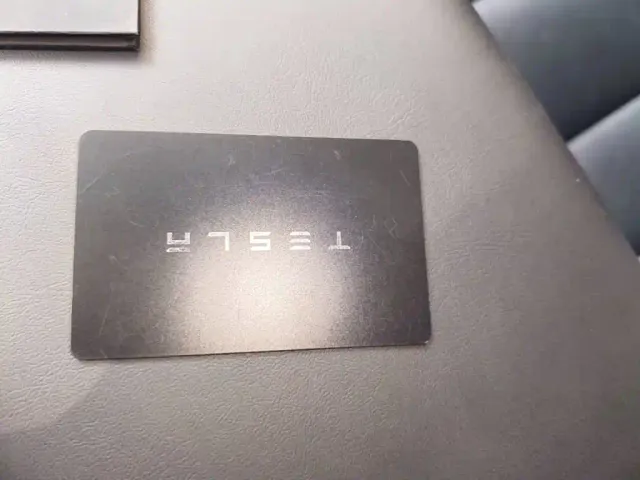 Tesla Model Y 2022 Facelift Rear-Wheel Drive Version — Фото автомобиля 8