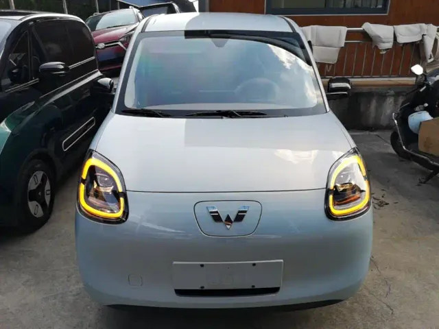 Wuling Hongguang Mini EV — Фото автомобиля 2