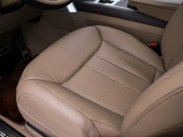 Land Rover Range Rover — Фото автомобиля 16