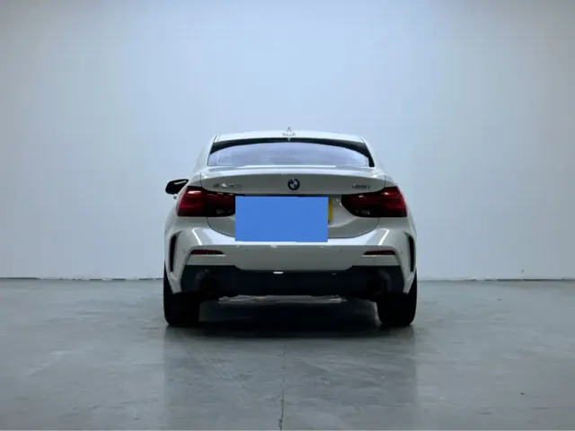 BMW 1 Series — Фото автомобиля 9