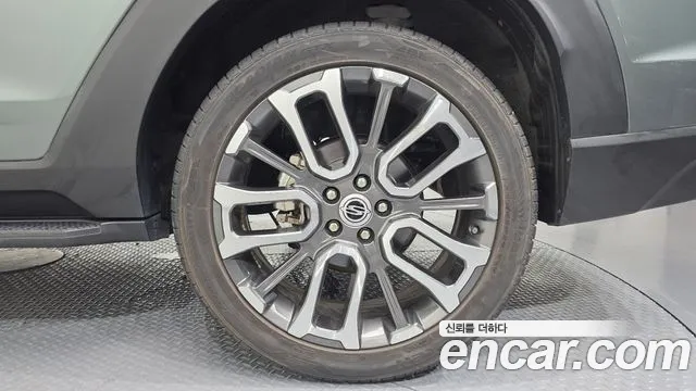 KGM Torres — Фото автомобиля 6