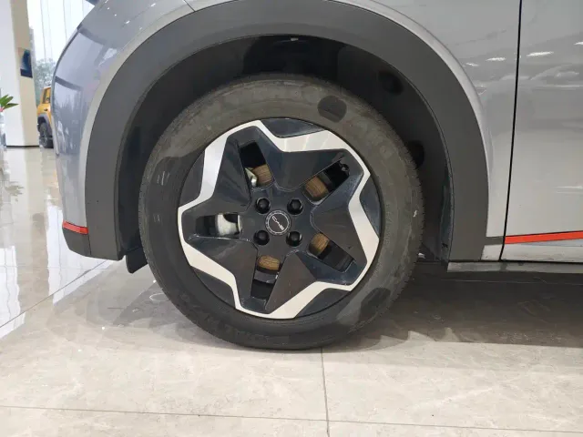 BYD Dolphin — Фото автомобиля 15