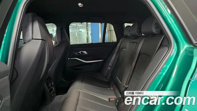 BMW M3 G80 — Фото автомобиля 10