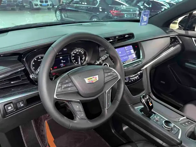 Cadillac XT5 — Фото автомобиля 7