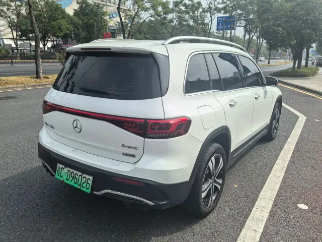 Mercedes-Benz EQB — Фото автомобиля 7
