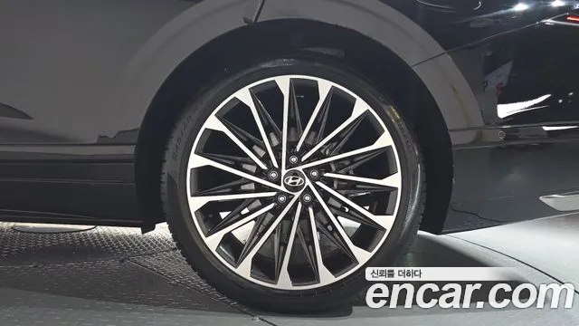 Hyundai Grandeur GN7 — Фото автомобиля 6