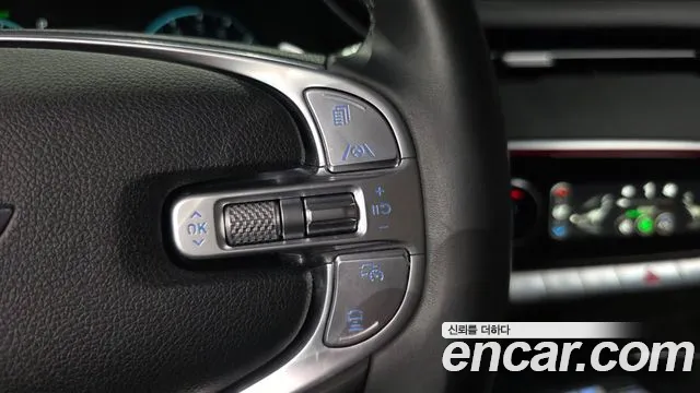 Genesis GV70 2.5T Бензин 2WD — Фото автомобиля 14