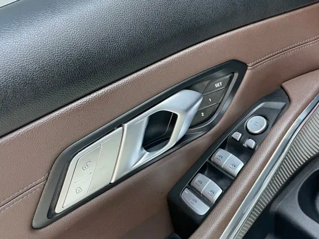 BMW 3 Series — Фото автомобиля 20