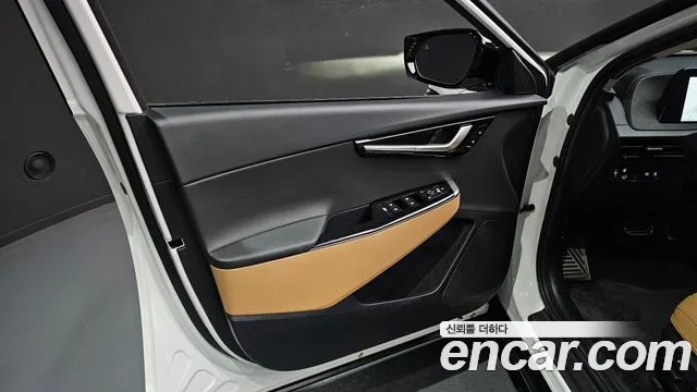 Kia EV6 — Фото автомобиля 13