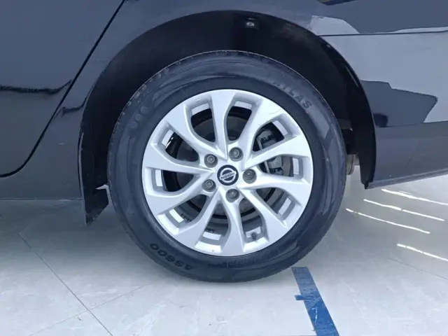 Nissan Sylphy — Фото автомобиля 6