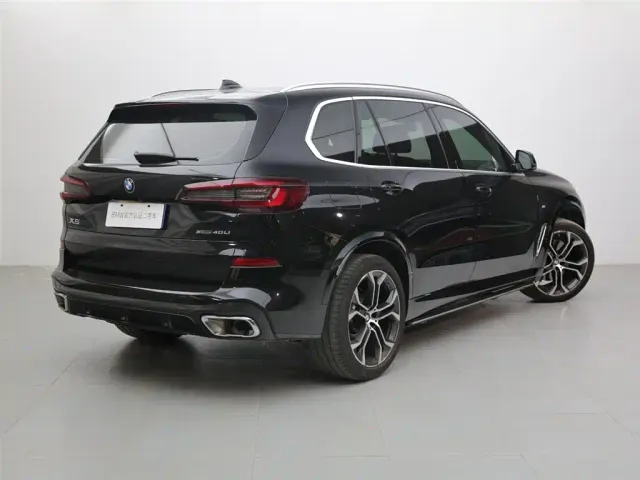 BMW X5 — Фото автомобиля 4