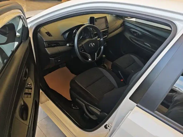 Toyota Vios FS — Фото автомобиля 15