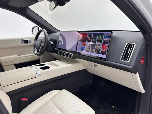 Li Auto L7 — Фото автомобиля 11