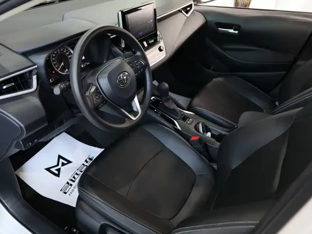 Toyota Corolla — Фото автомобиля 6