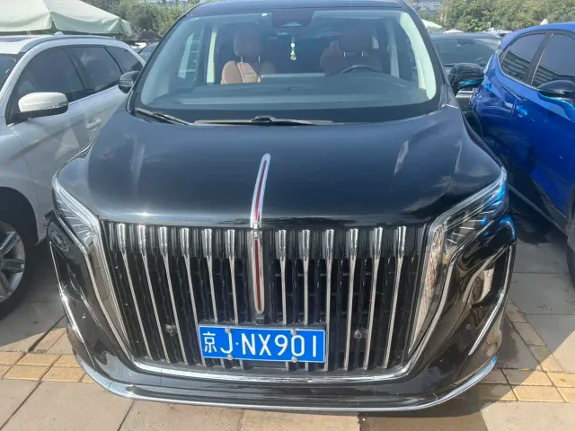 Hongqi HQ9 — Фото автомобиля 3
