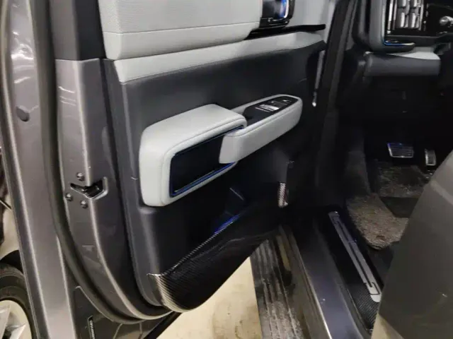 BYD FangChengBao Leopard 5 — Фото автомобиля 7