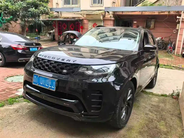 Фотография автомобиля — Land Rover Discovery