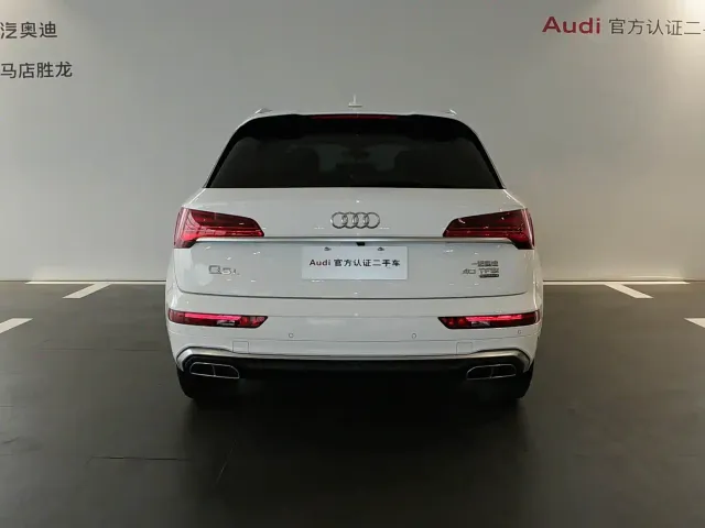 Audi Q5L — Фото автомобиля 5