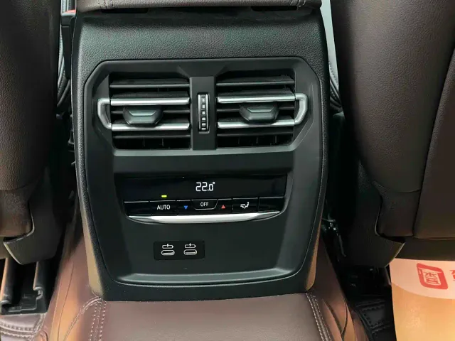 BMW 3 Series — Фото автомобиля 13