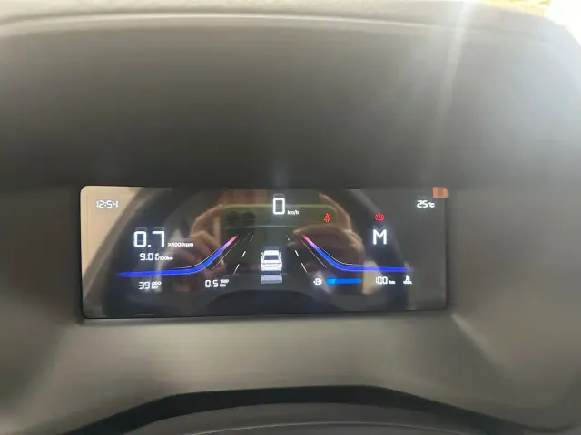 Geely Emgrand — Фото автомобиля 9
