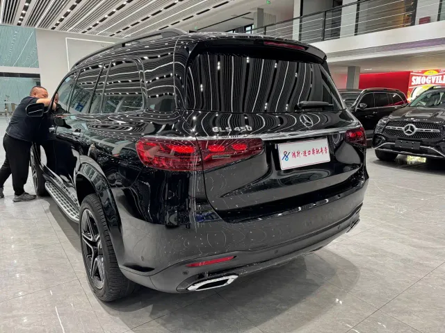 Mercedes-Benz GLS-Class — Фото автомобиля 24