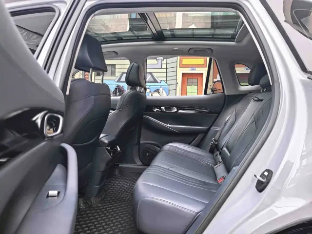 Geely Galaxy E5 — Фото автомобиля 6