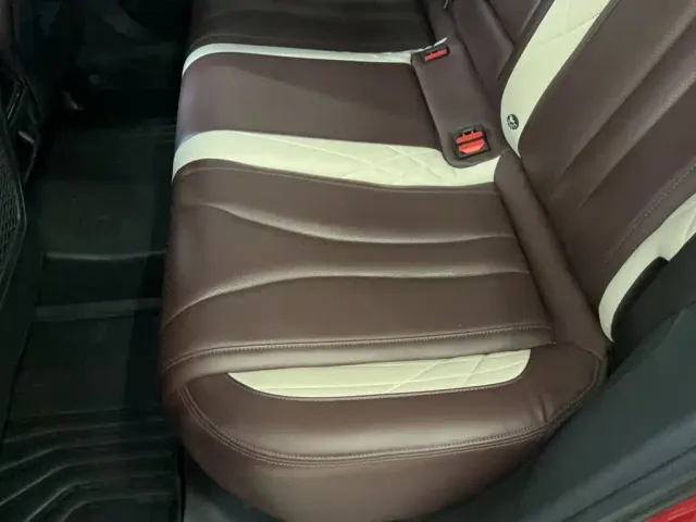 Geely Xingyue L — Фото автомобиля 21