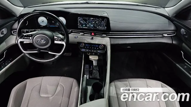 Hyundai Avante — Фото автомобиля 10