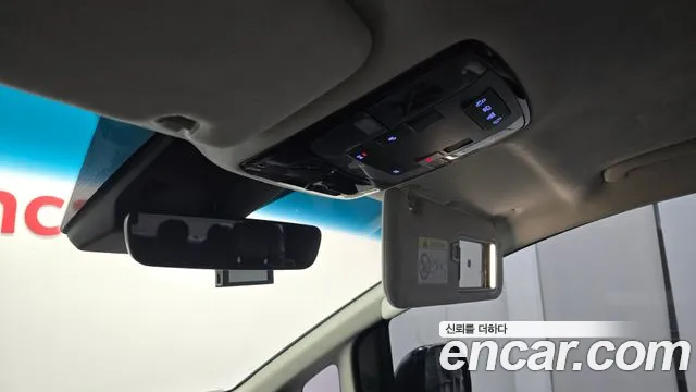 Hyundai Staria — Фото автомобиля 30