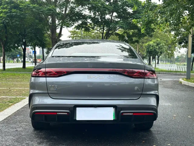 BYD Qin L 2024 DM-i 120KM Superior Edition — Фото автомобиля 7
