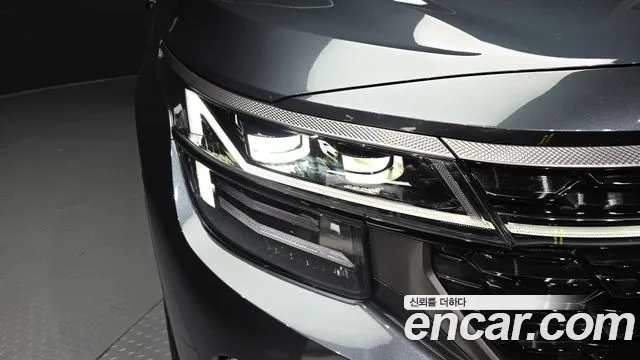 Kia Seltos — Фото автомобиля 7
