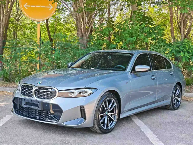 Фотография автомобиля — BMW 3 Series