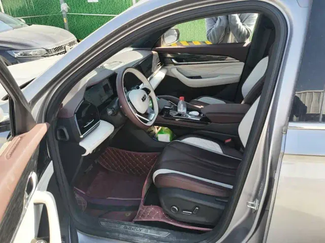 Geely Xingyue L — Фото автомобиля 9